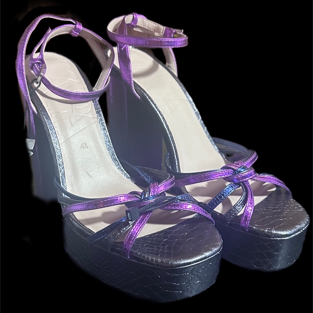 Zara Metallic strappy platform heels sandals